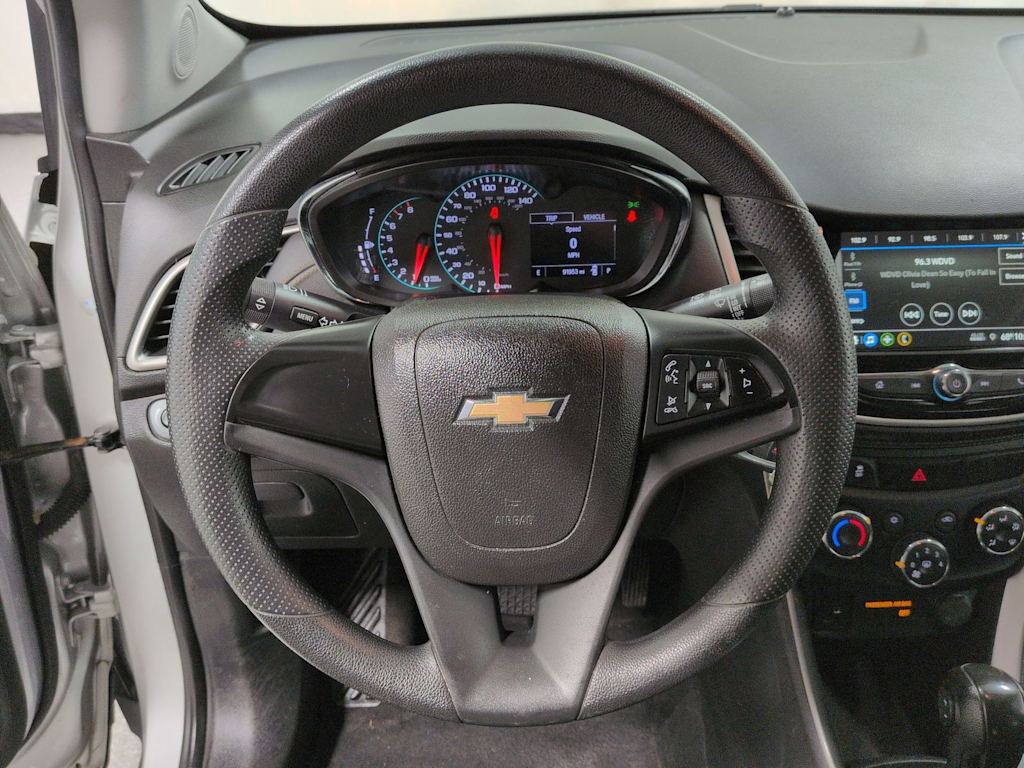 Thumbnail: 2019 Chevrolet Trax - 14
