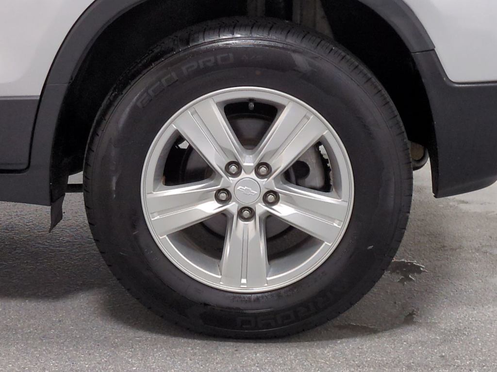 Thumbnail: 2019 Chevrolet Trax - 8