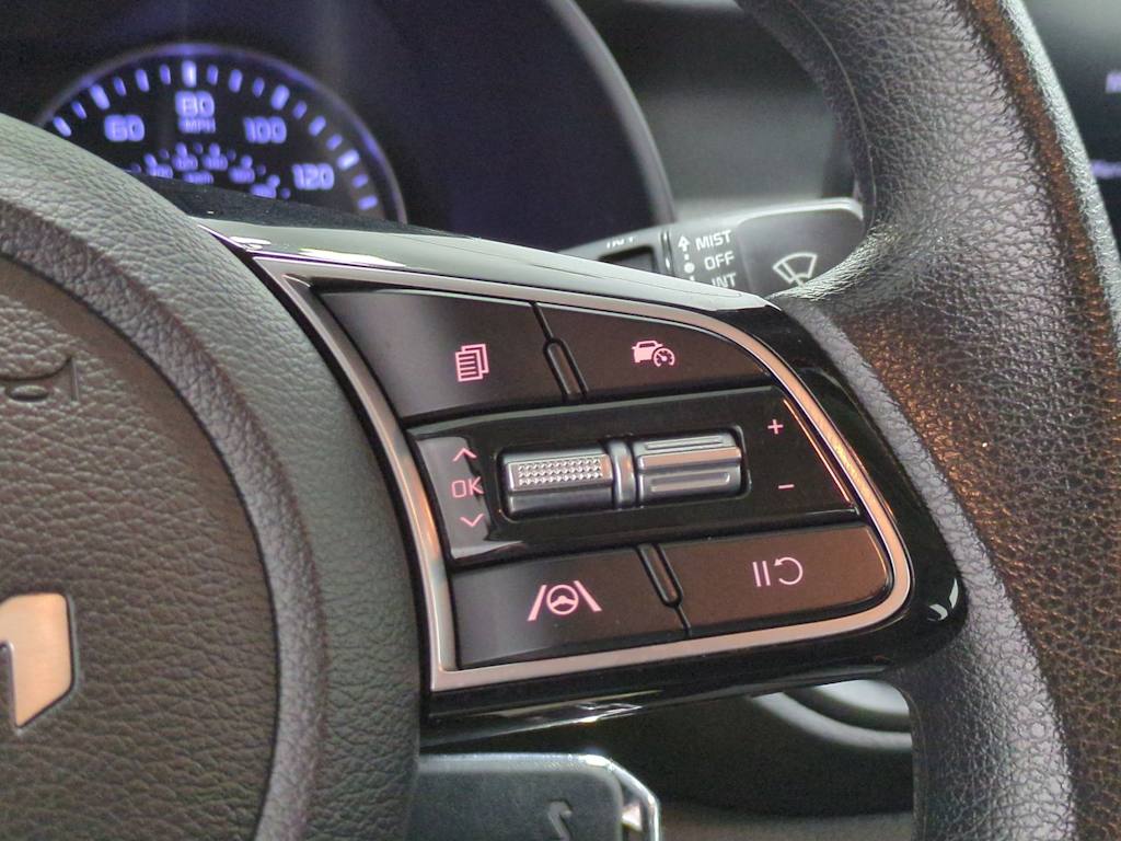 Thumbnail: 2024 Kia Forte - 31
