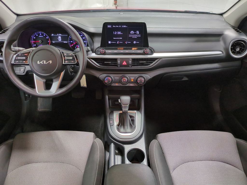 Thumbnail: 2024 Kia Forte - 10
