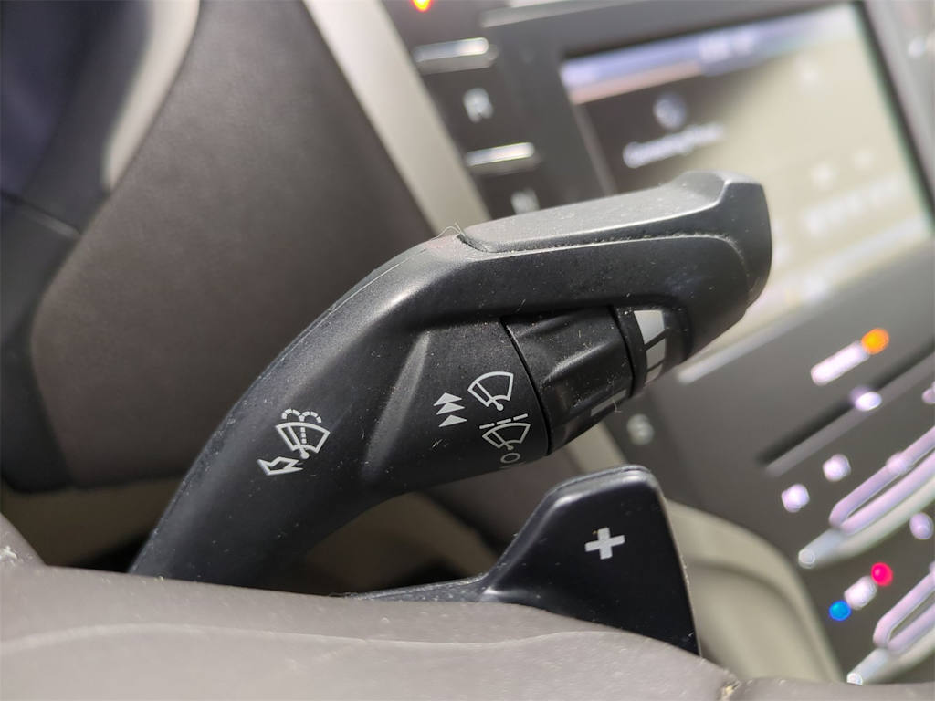 Thumbnail: 2016 Lincoln MKZ - 33
