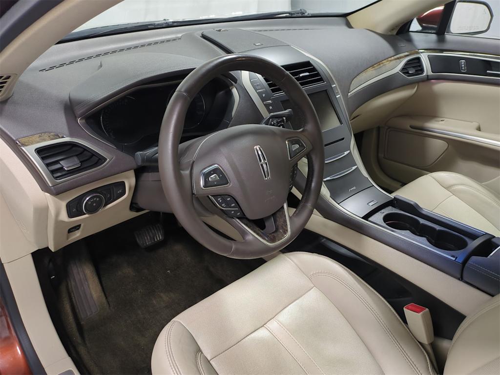 Thumbnail: 2016 Lincoln MKZ - 2