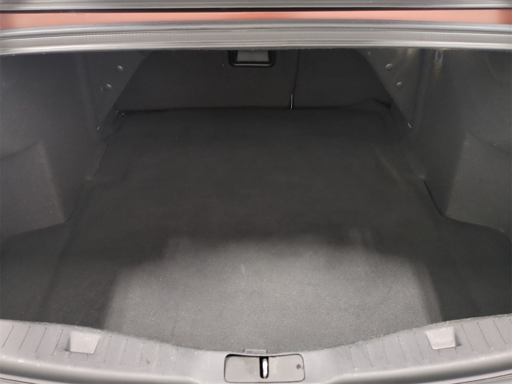 Thumbnail: 2016 Lincoln MKZ - 17