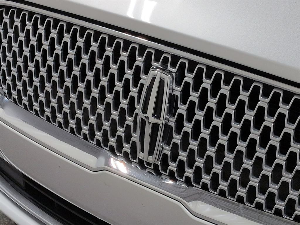 Thumbnail: 2019 Lincoln MKZ - 6