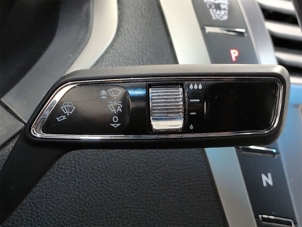 Thumbnail: 2019 Lincoln MKZ - 31