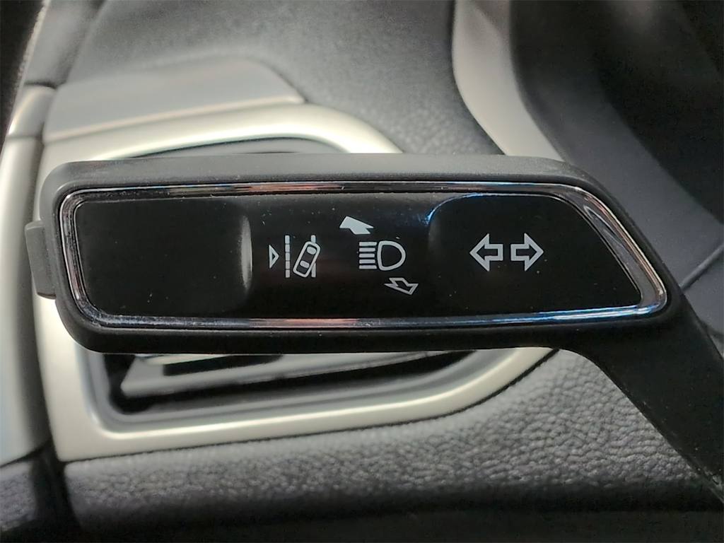 Thumbnail: 2019 Lincoln MKZ - 32