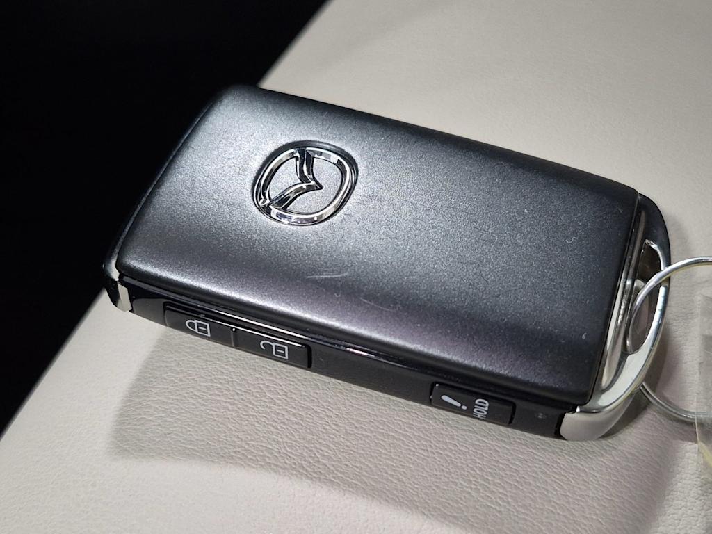 Thumbnail: 2023 Mazda CX-30 - 18