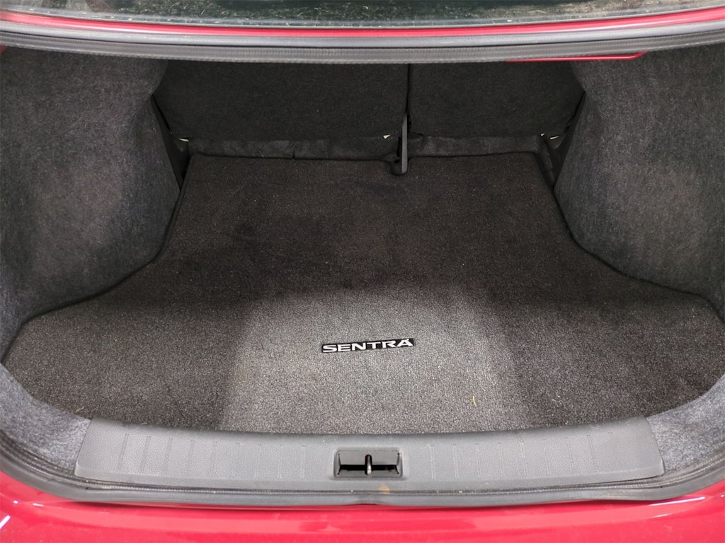 2018 Nissan Sentra SV 17