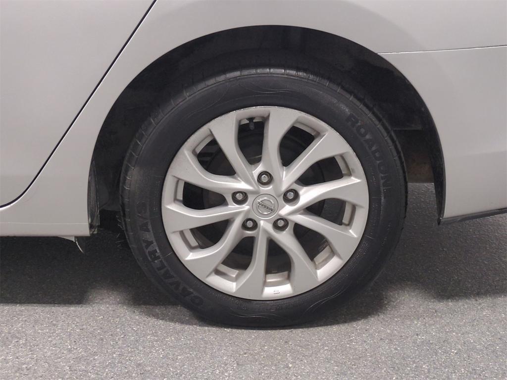 Thumbnail: 2018 Nissan Sentra - 8