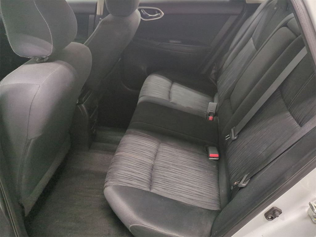 Thumbnail: 2018 Nissan Sentra - 12