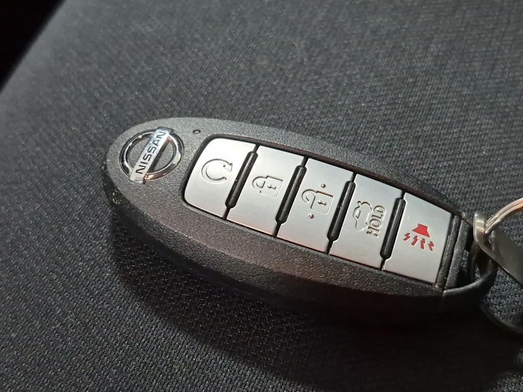 Thumbnail: 2023 Nissan Sentra - 18