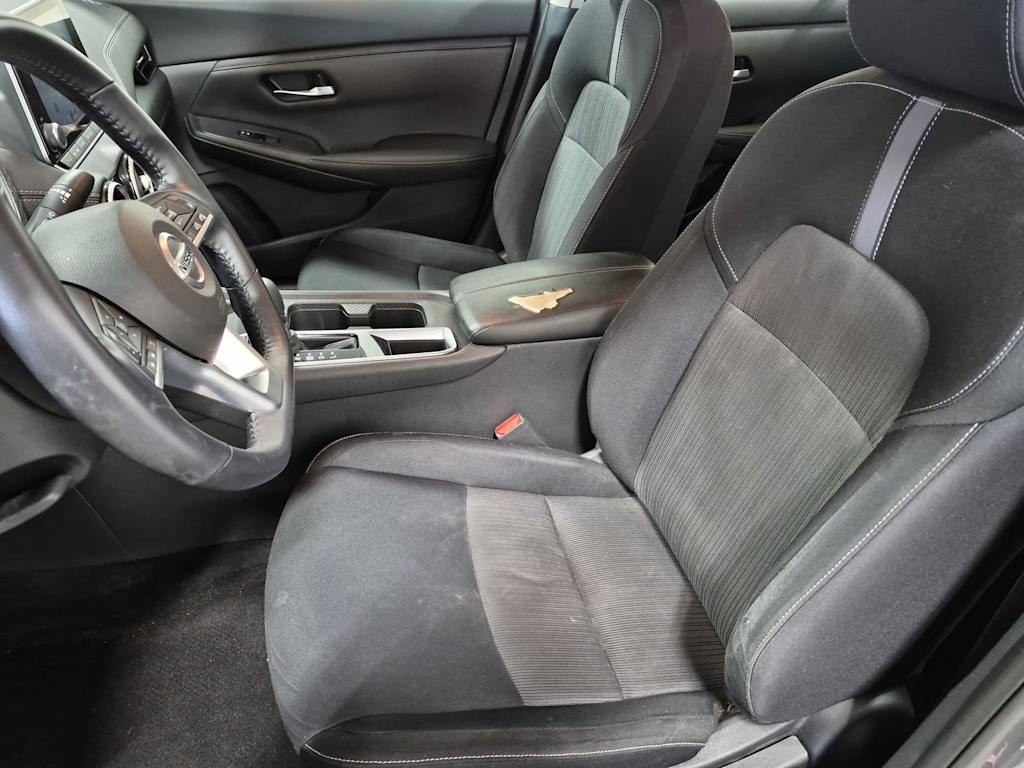 Thumbnail: 2020 Nissan Sentra - 10