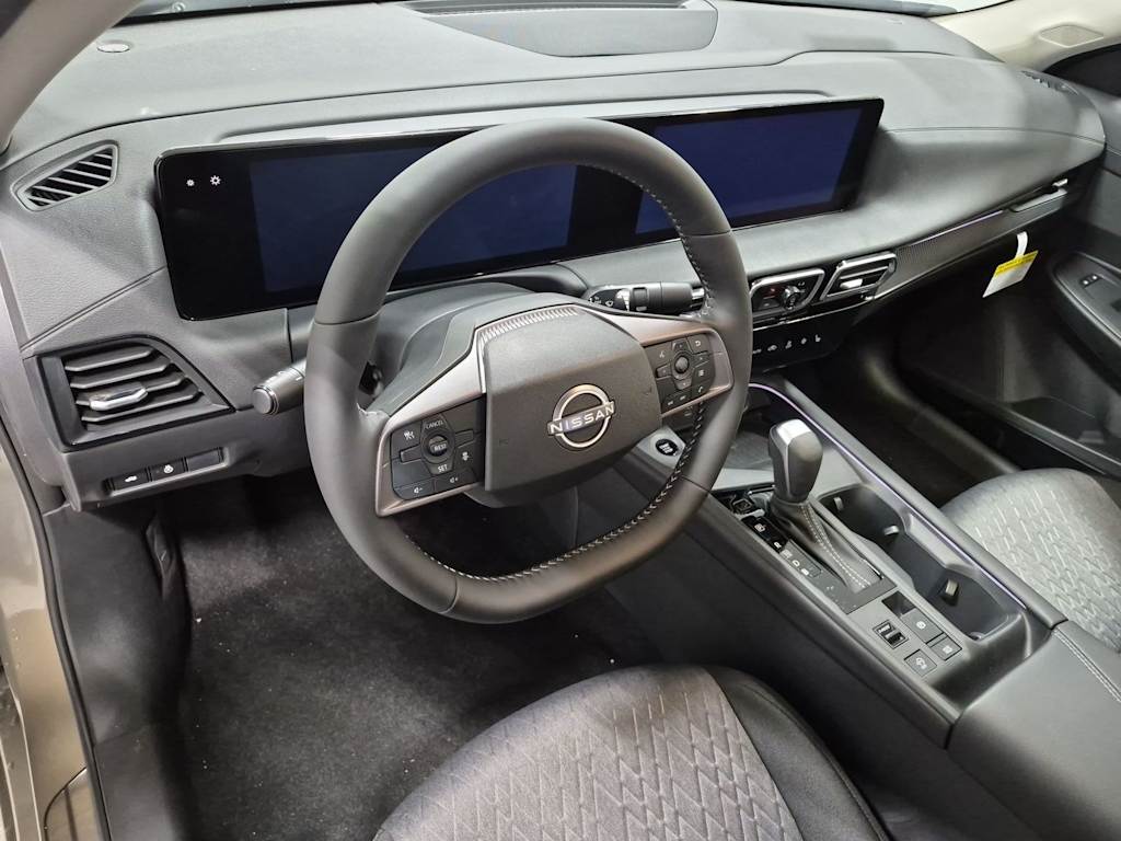 Thumbnail: 2026 Nissan Sentra - 2