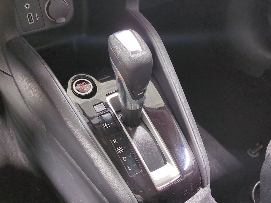 Thumbnail: 2020 Nissan Kicks - 16