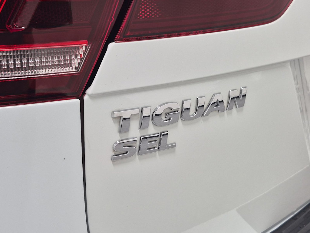 Thumbnail: 2018 Volkswagen Tiguan - 24