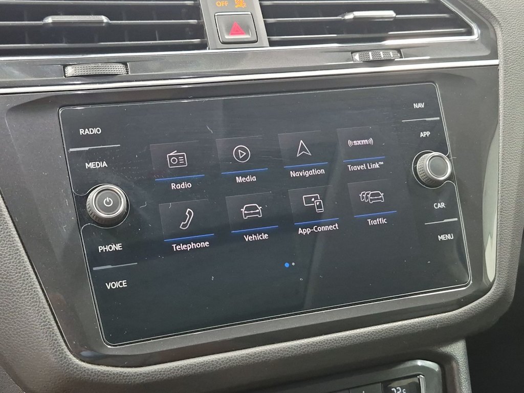 Thumbnail: 2018 Volkswagen Tiguan - 13
