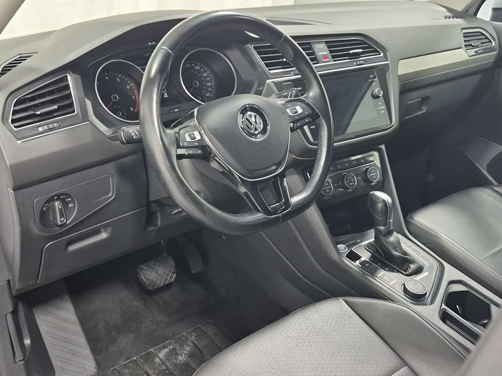 Thumbnail: 2018 Volkswagen Tiguan - 2