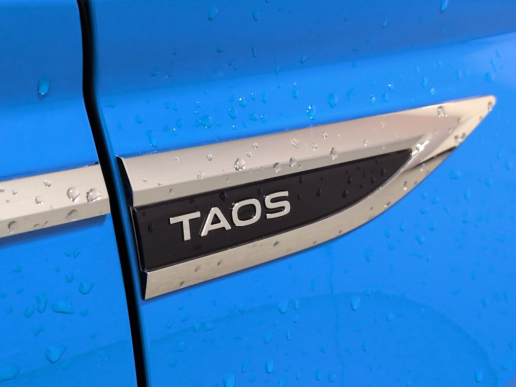 Thumbnail: 2022 Volkswagen Taos - 25