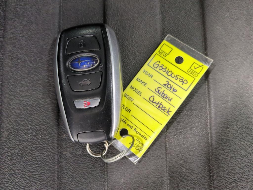 Thumbnail: 2016 Subaru Outback - 18