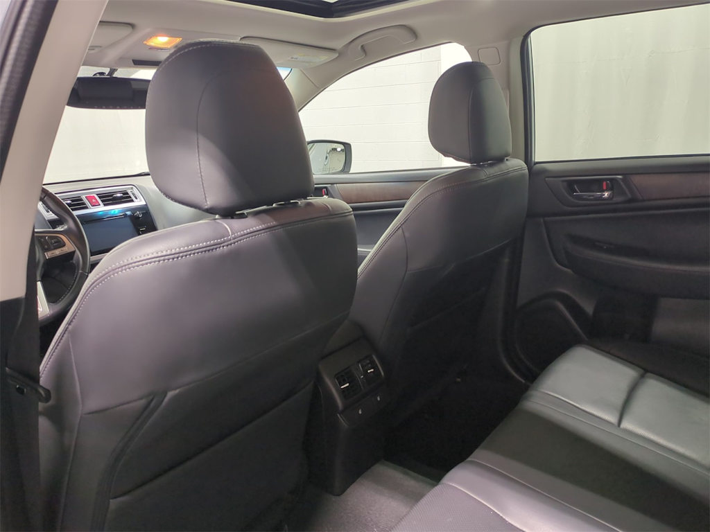 Thumbnail: 2016 Subaru Outback - 13