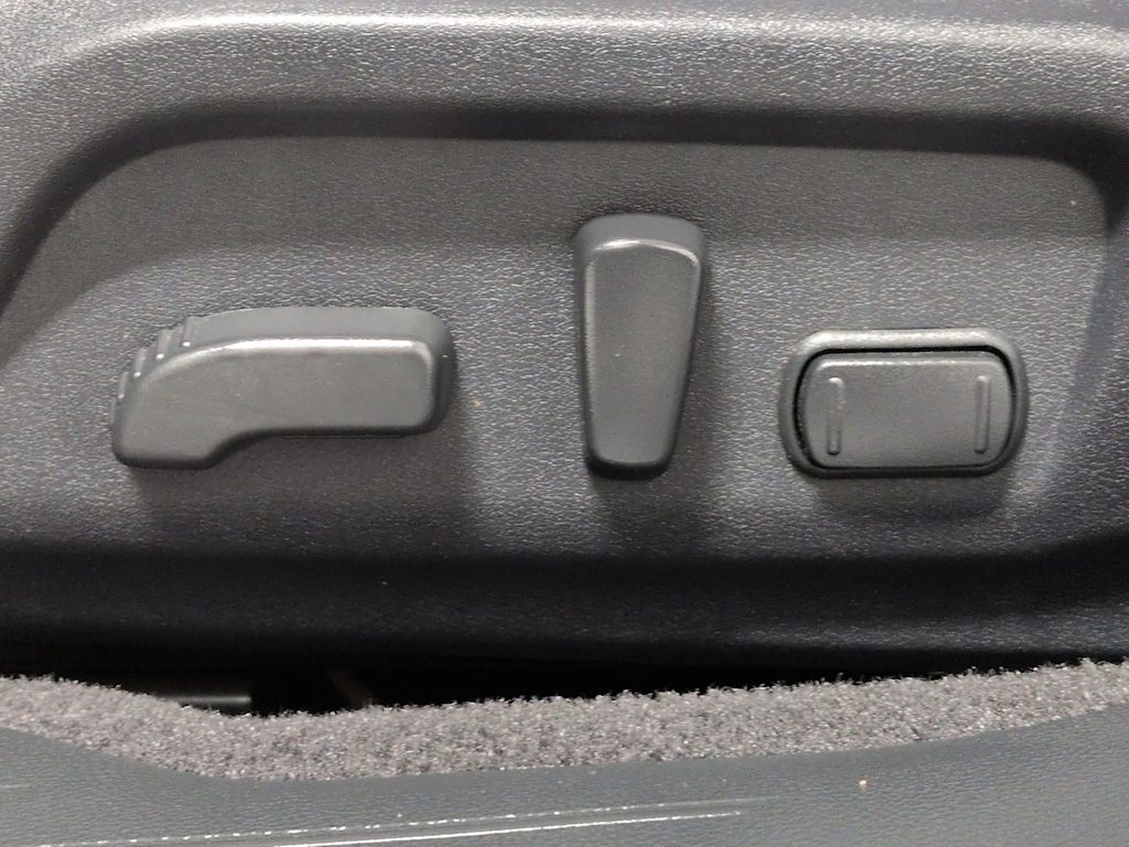 Thumbnail: 2015 Subaru Outback - 27