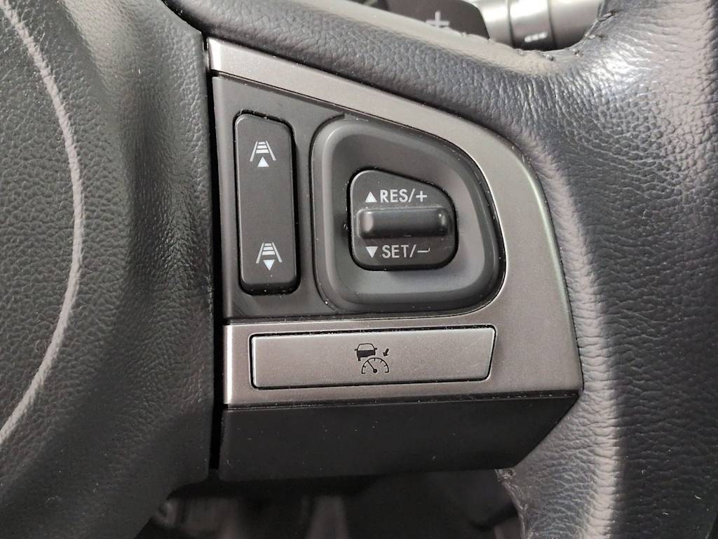 Thumbnail: 2015 Subaru Outback - 33