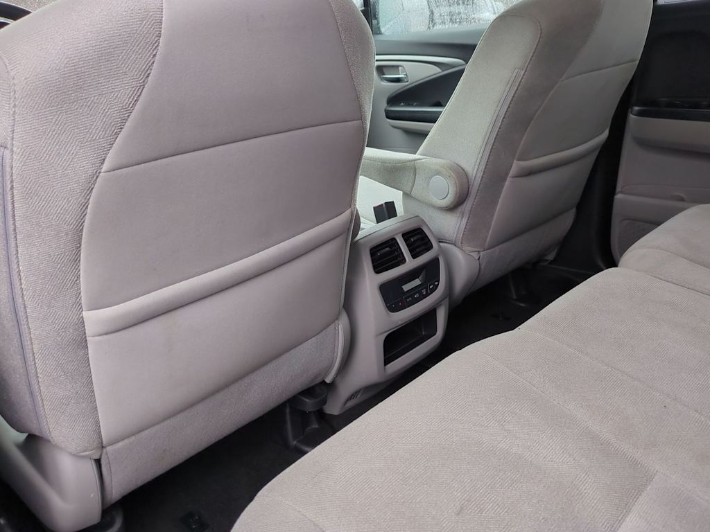 Thumbnail: 2019 Honda Pilot - 12