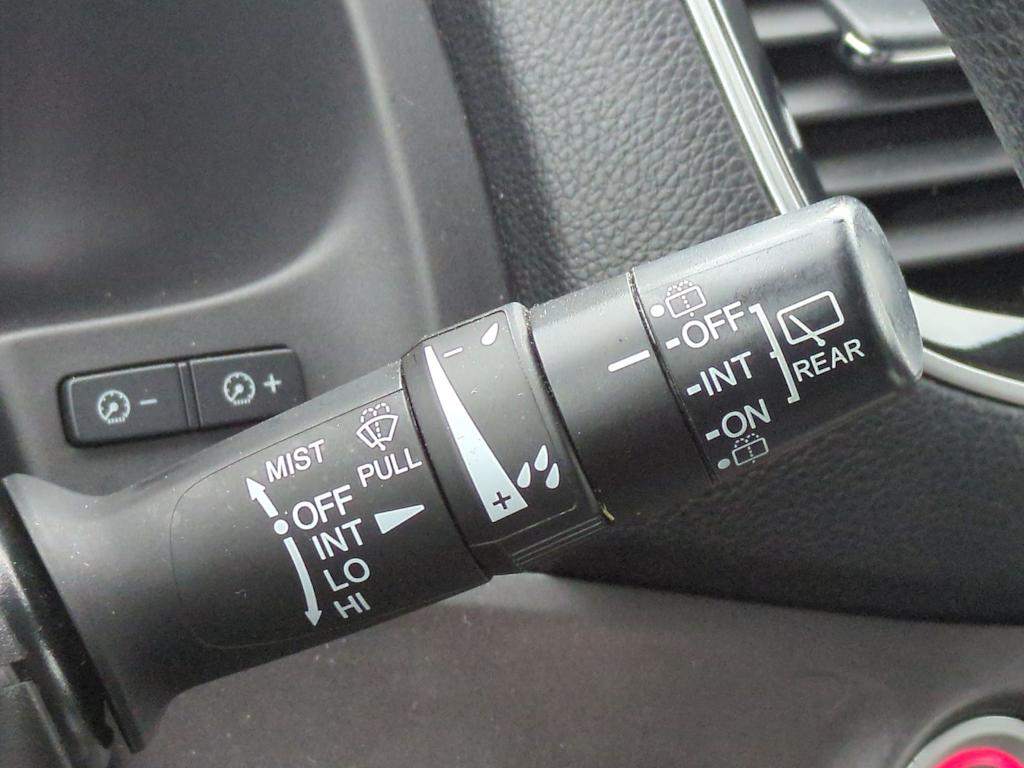 Thumbnail: 2019 Honda Pilot - 15