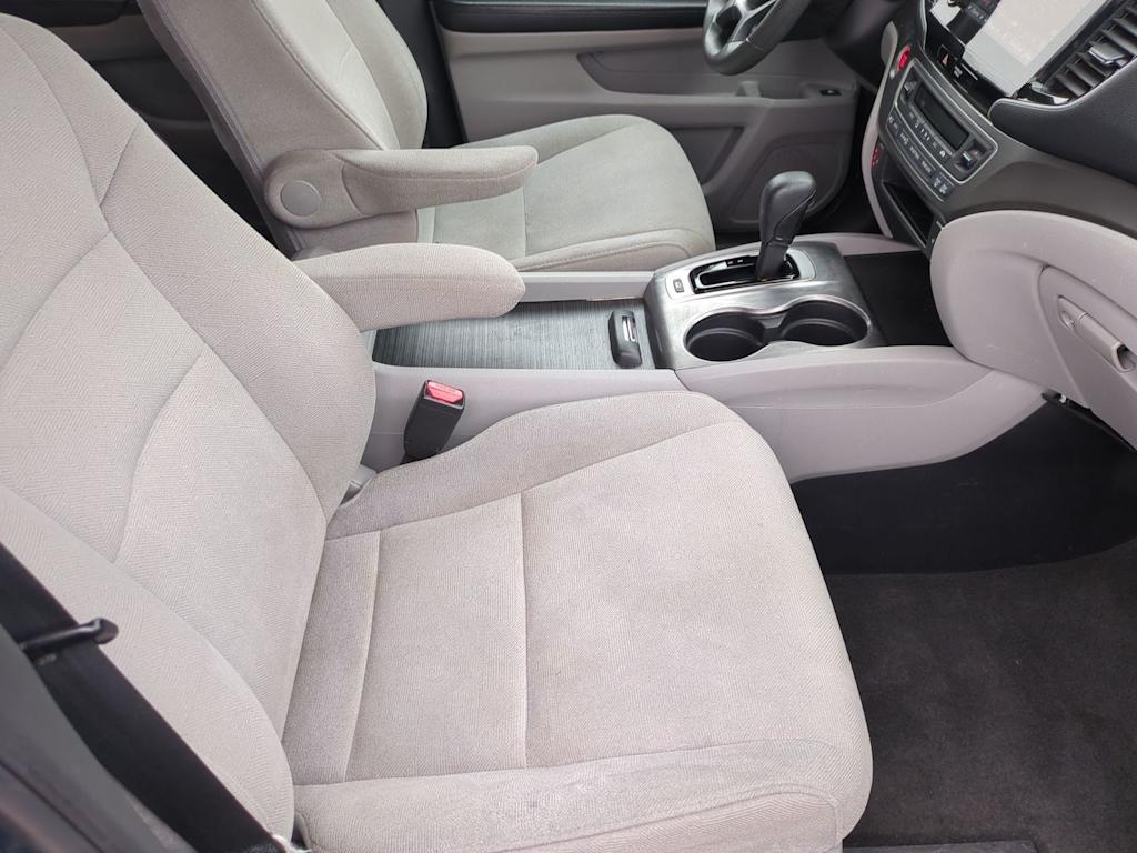 Thumbnail: 2019 Honda Pilot - 29