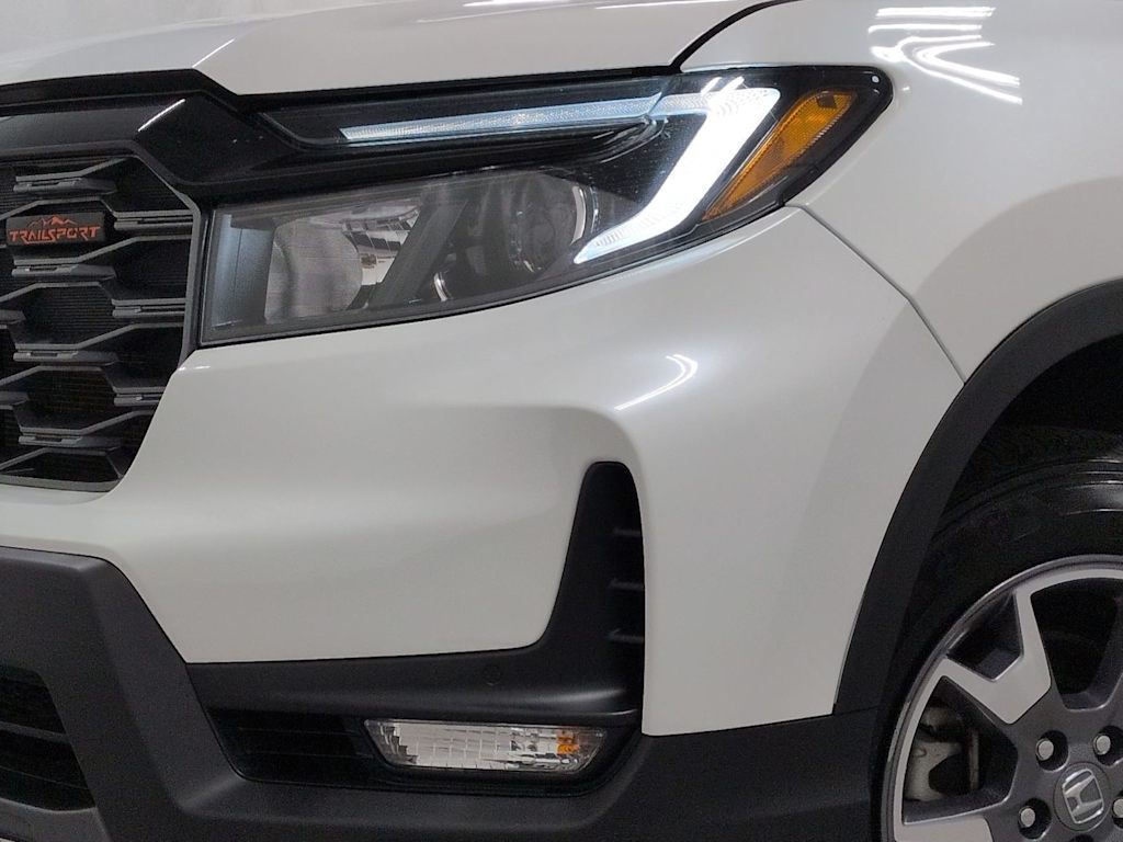 Thumbnail: 2023 Honda Passport - 25