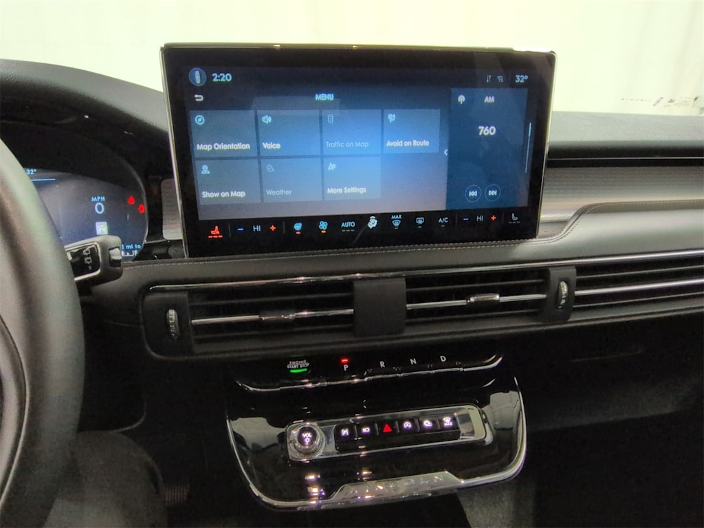 Thumbnail: 2023 Lincoln Corsair - 14