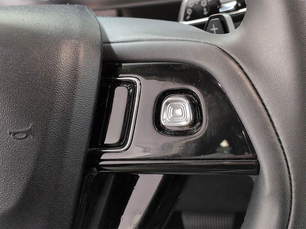 Thumbnail: 2023 Lincoln Corsair - 29