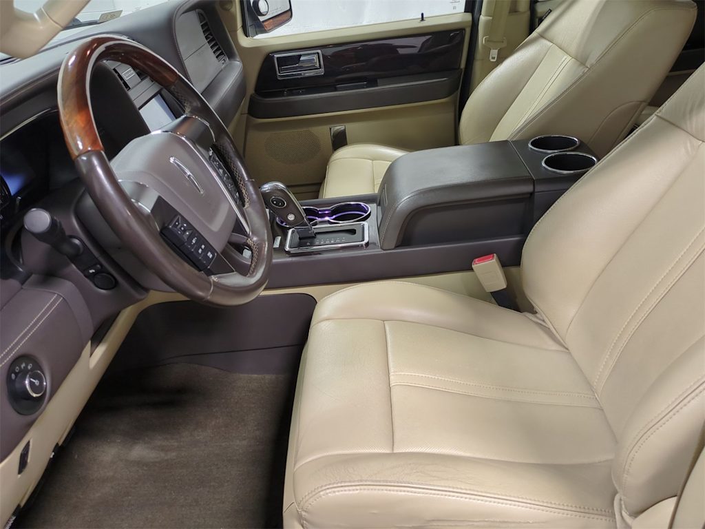 Thumbnail: 2017 Lincoln Navigator - 11