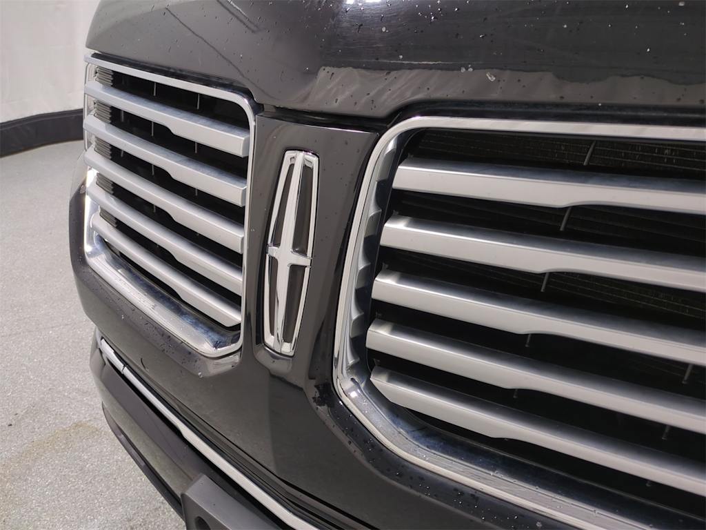 Thumbnail: 2017 Lincoln Navigator - 7
