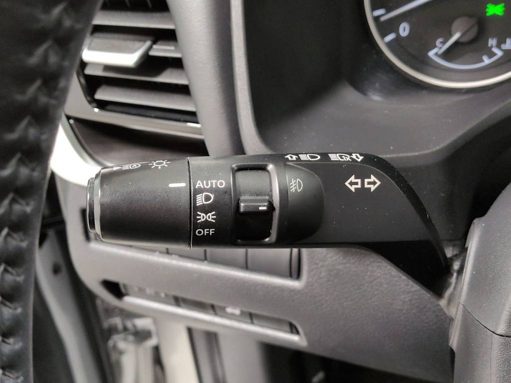 Thumbnail: 2021 Nissan Rogue - 17