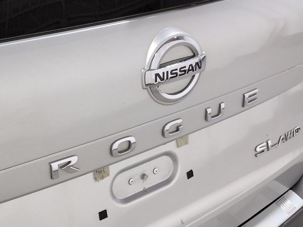 Thumbnail: 2021 Nissan Rogue - 28