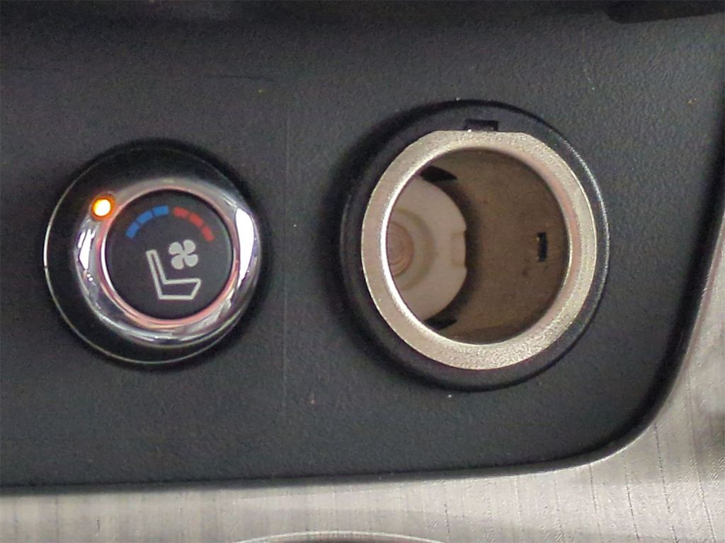 Thumbnail: 2016 Nissan Murano - 32