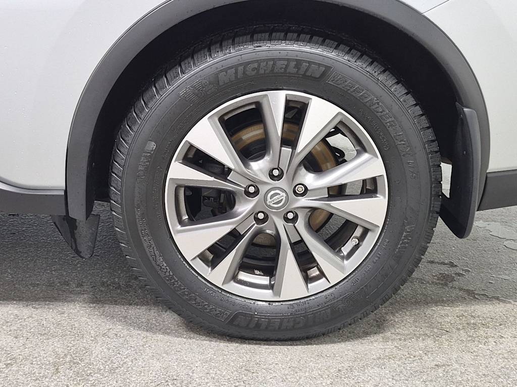 Thumbnail: 2016 Nissan Murano - 8