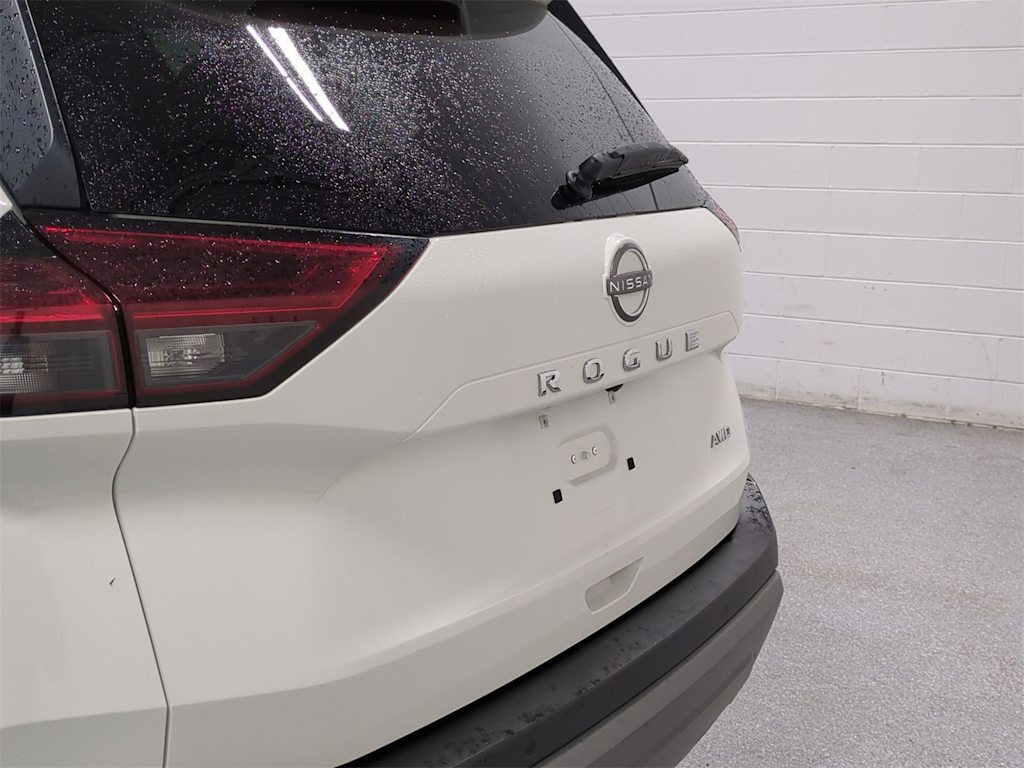 Thumbnail: 2022 Nissan Rogue - 7