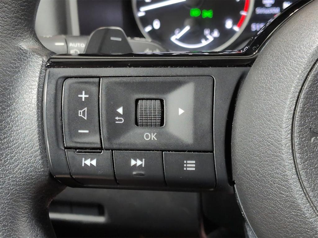 Thumbnail: 2023 Nissan Rogue - 22