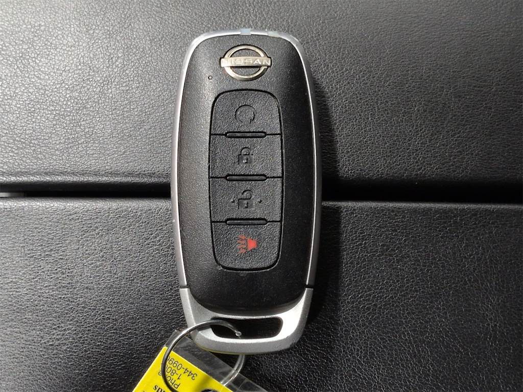 Thumbnail: 2023 Nissan Rogue - 15