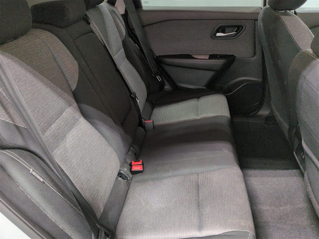 Thumbnail: 2023 Nissan Rogue - 21