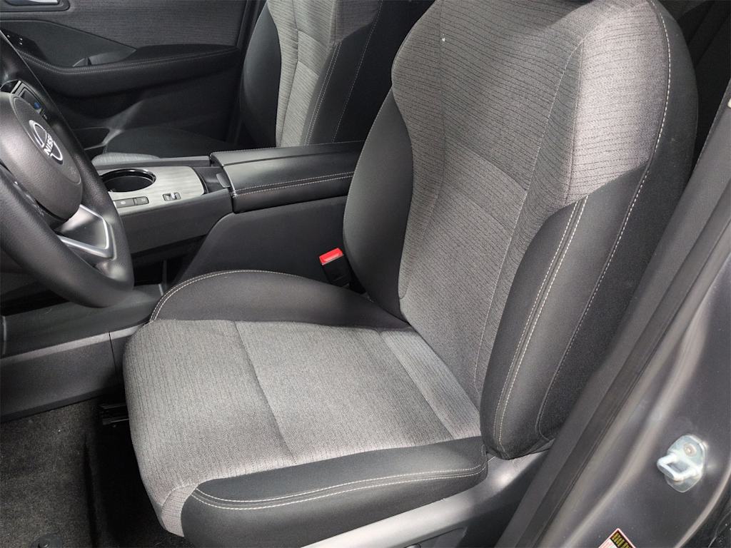 Thumbnail: 2023 Nissan Rogue - 11