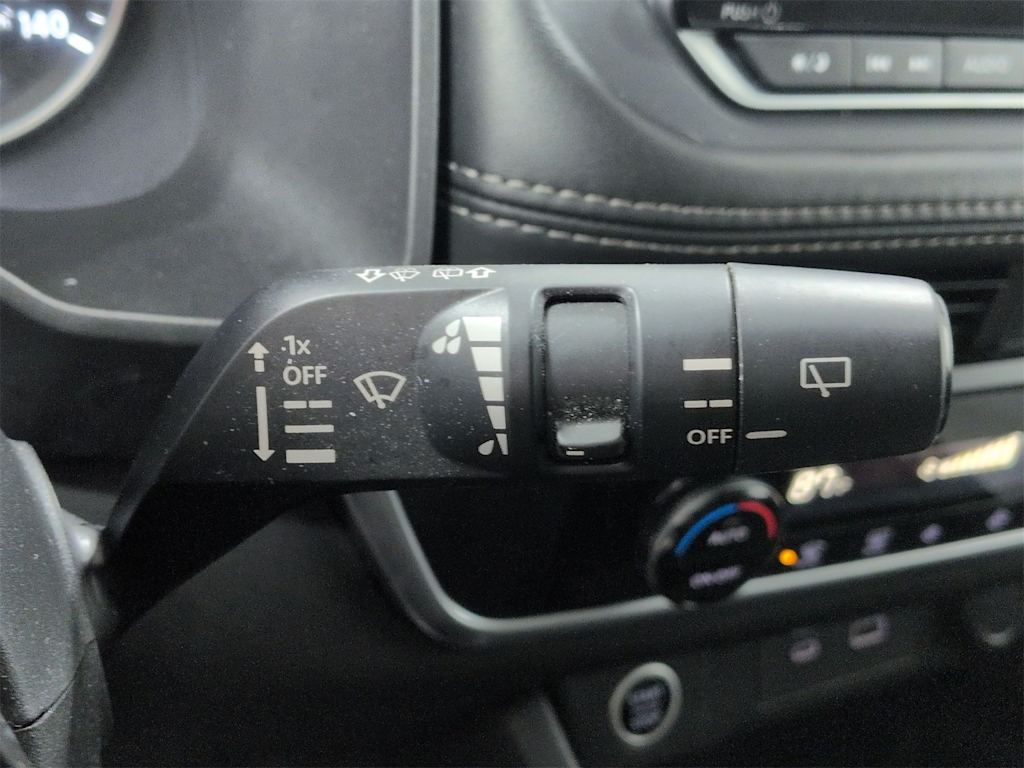 Thumbnail: 2023 Nissan Rogue - 32