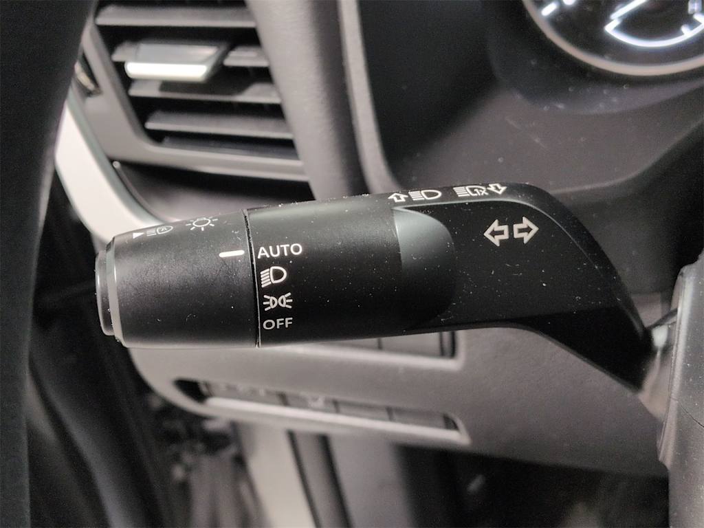 Thumbnail: 2023 Nissan Rogue - 33