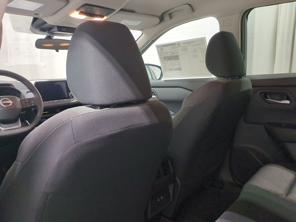 Thumbnail: 2026 Nissan Rogue - 11