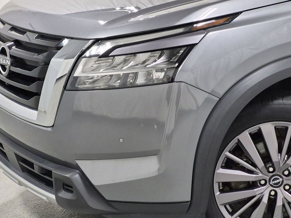 Thumbnail: 2023 Nissan Pathfinder - 23