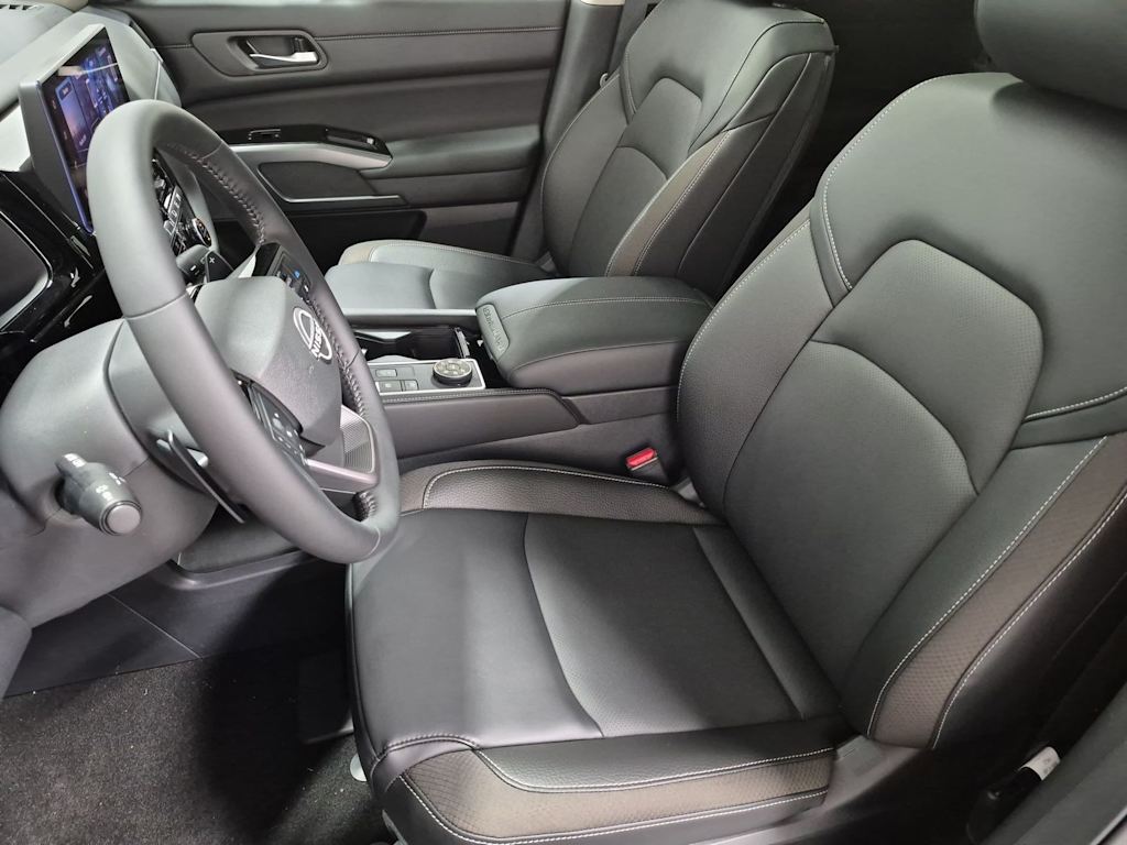 Thumbnail: 2026 Nissan Pathfinder - 11
