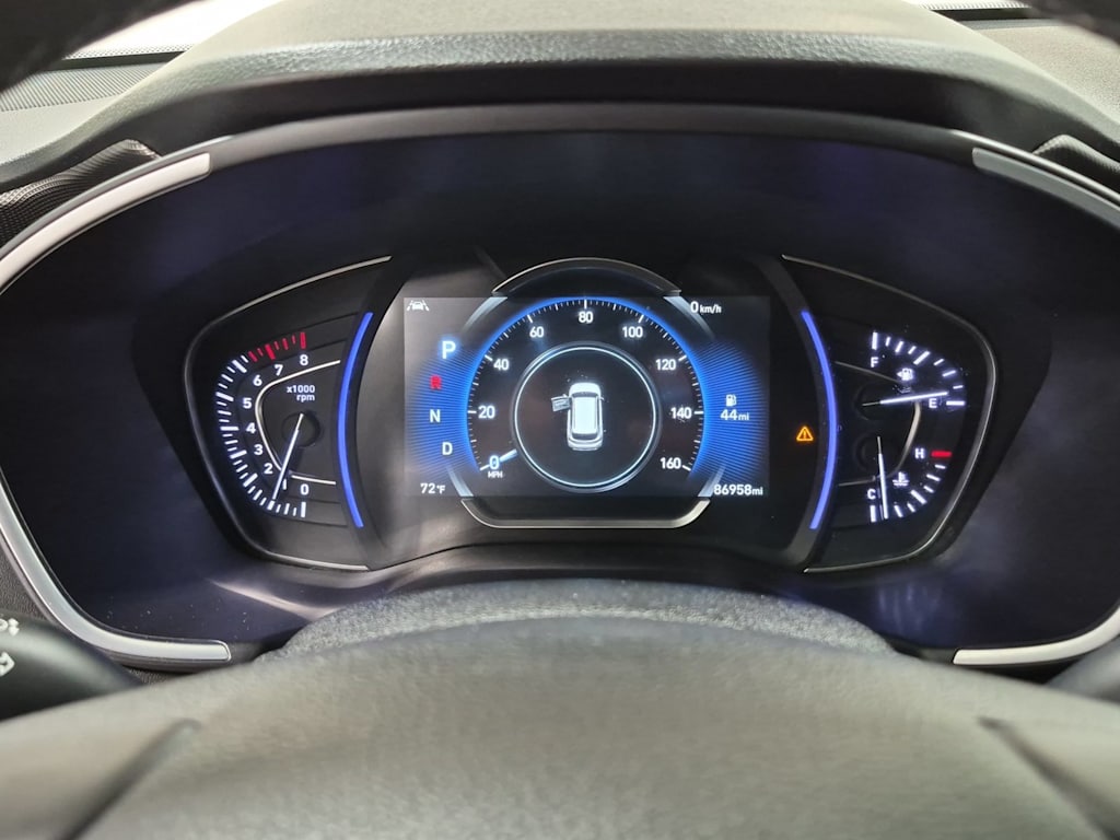 Thumbnail: 2020 Hyundai Santa Fe - 17