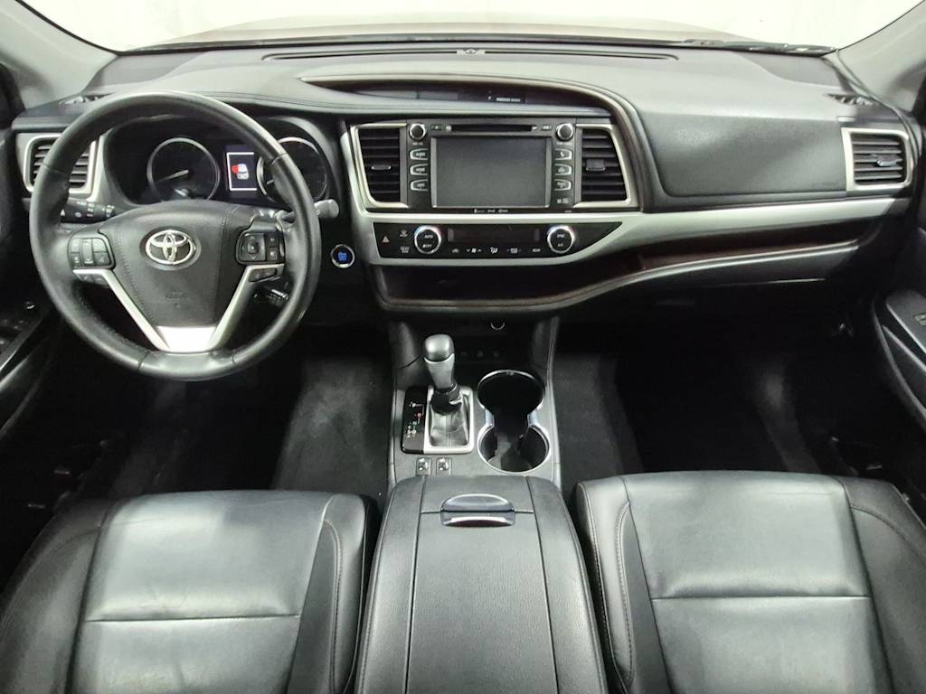 Thumbnail: 2015 Toyota Highlander - 9